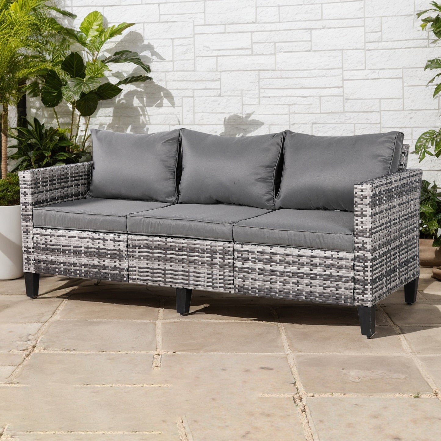 3-osobowa Sofa Rattanpark z szarego rattanu i szarymi poduszkami